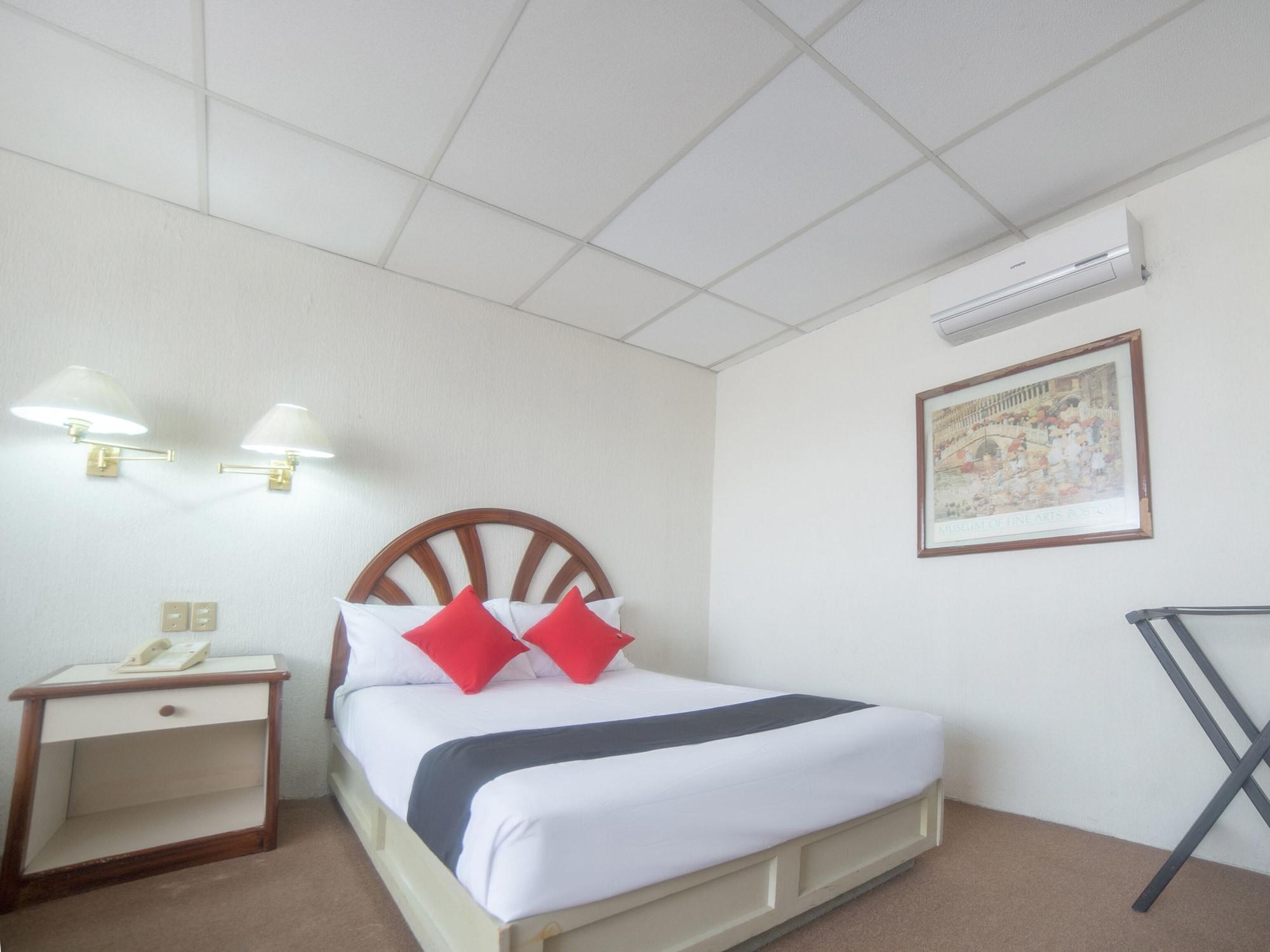 Capital O Hotel Casa Real Celaya Celaya  Zewnętrze zdjęcie
