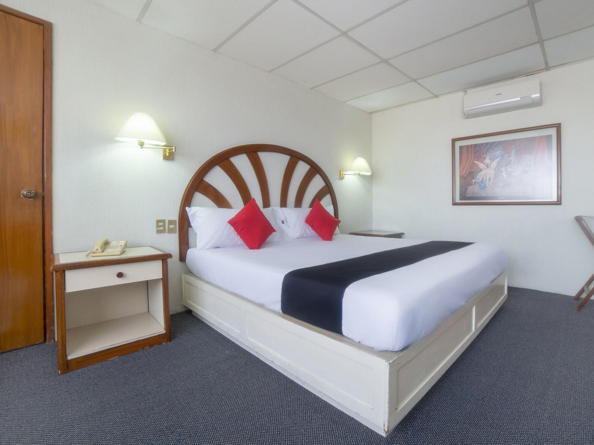 Capital O Hotel Casa Real Celaya Celaya  Zewnętrze zdjęcie