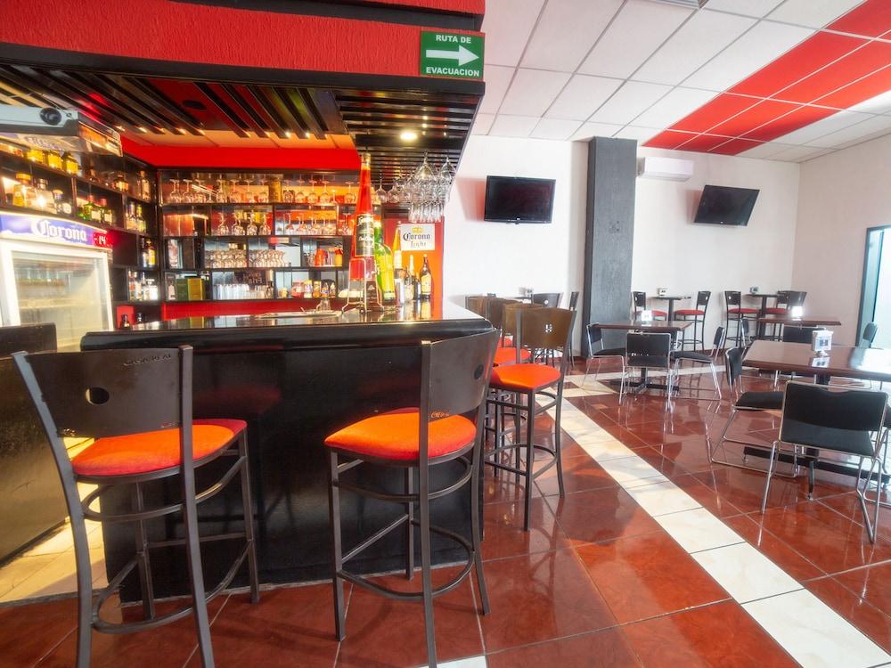 Capital O Hotel Casa Real Celaya Celaya  Zewnętrze zdjęcie